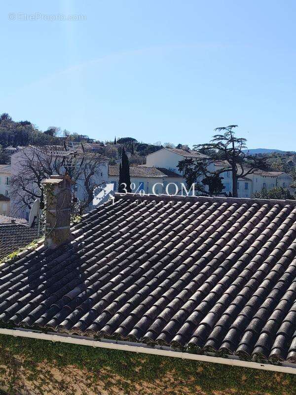 Appartement à COGOLIN