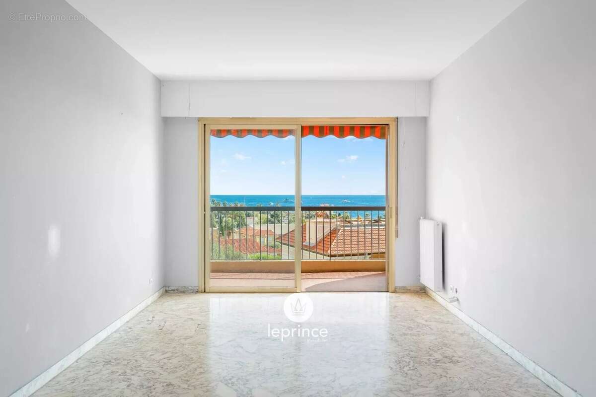 Appartement à BEAULIEU-SUR-MER