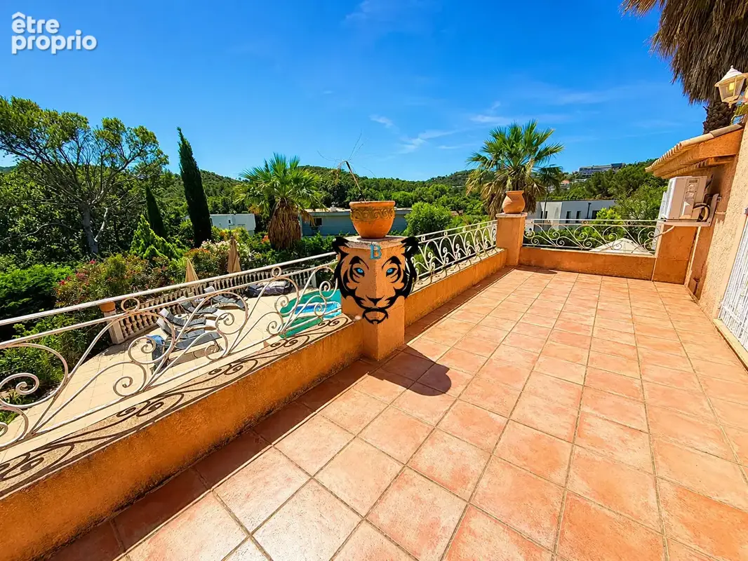 Maison Saint Raphaël - 4 chambres - T2 - Piscine - photo 7