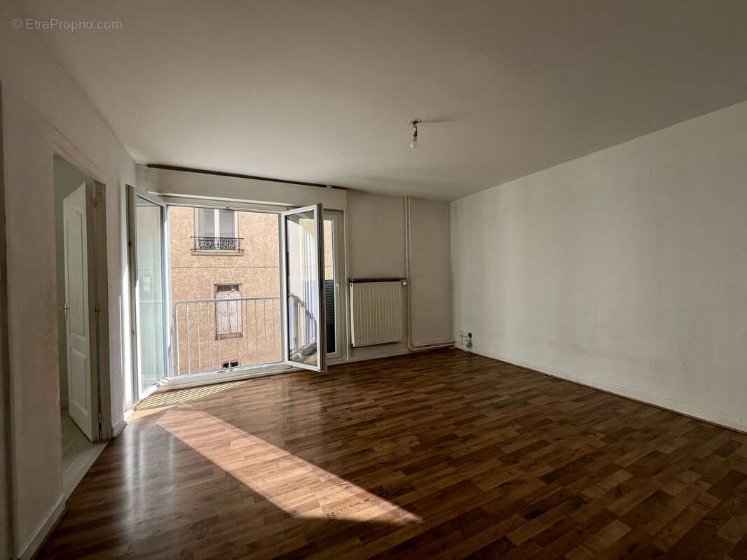Photo 2 - Appartement à SAINT-ETIENNE