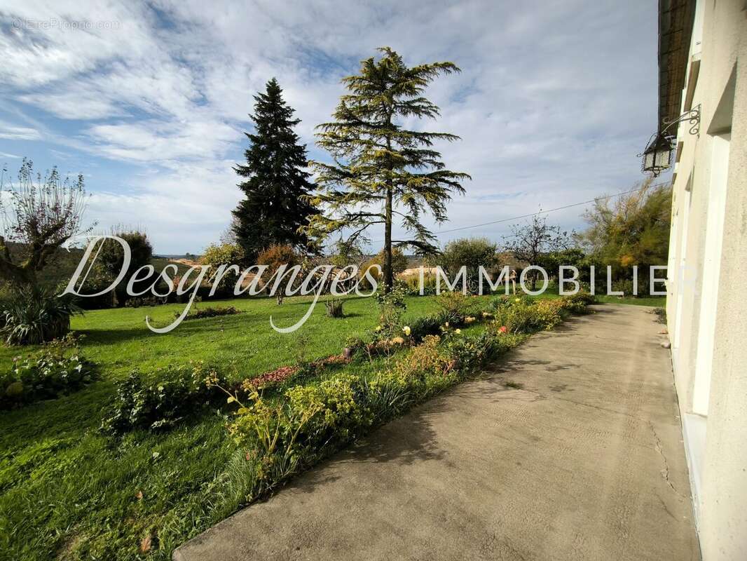 Maison à SAINT-JEAN-DE-COLE