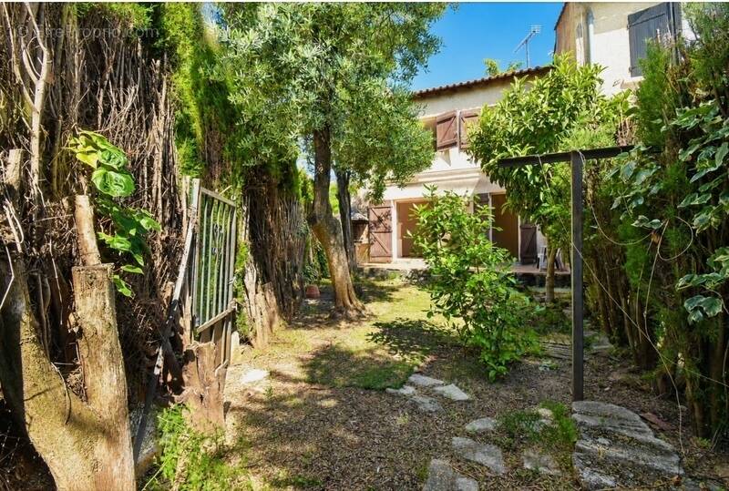 Maison à JUVIGNAC