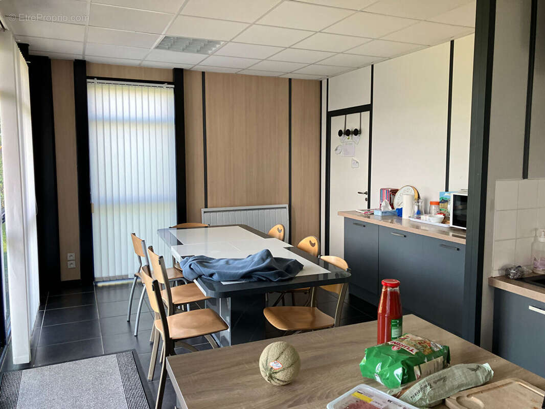 Commerce à POITIERS