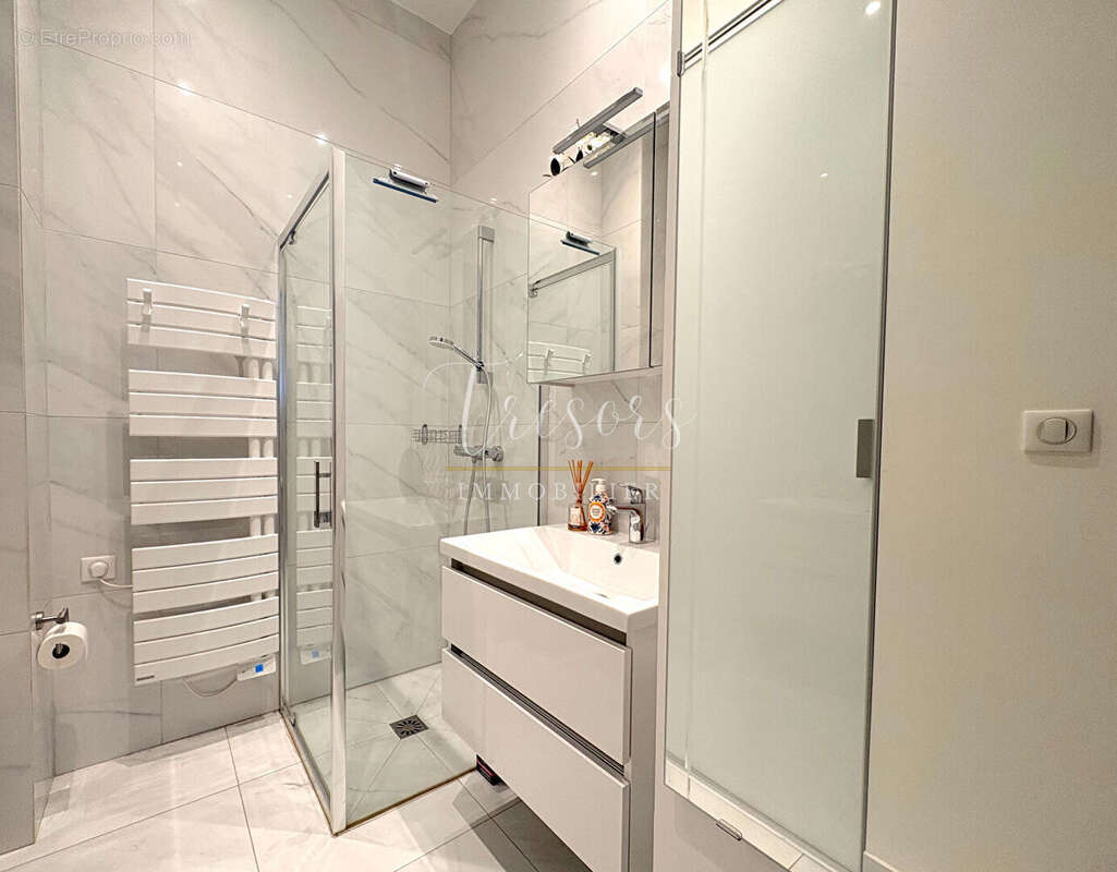 Appartement à AIX-LES-BAINS