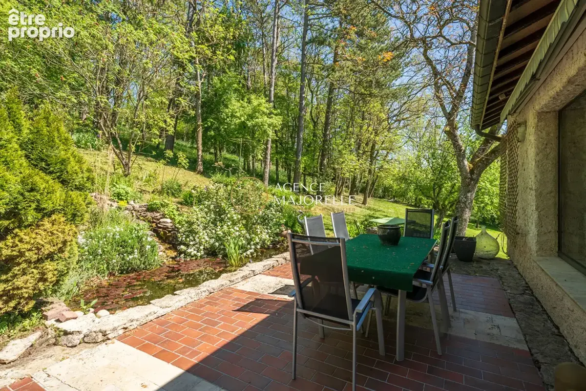 Propriété familiale 285 m² , 4 suites ,Parc arboré 2 hectares - photo 16