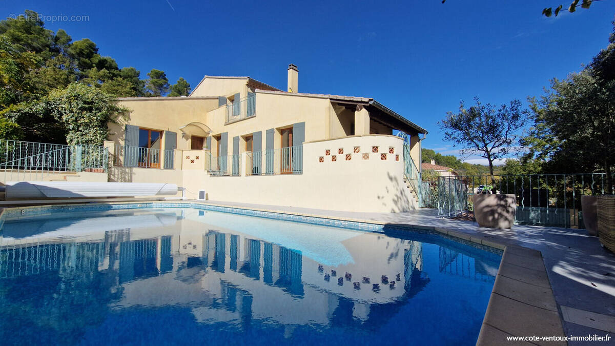 Maison à MALEMORT-DU-COMTAT