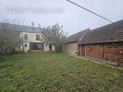 Maison à AMFREVILLE