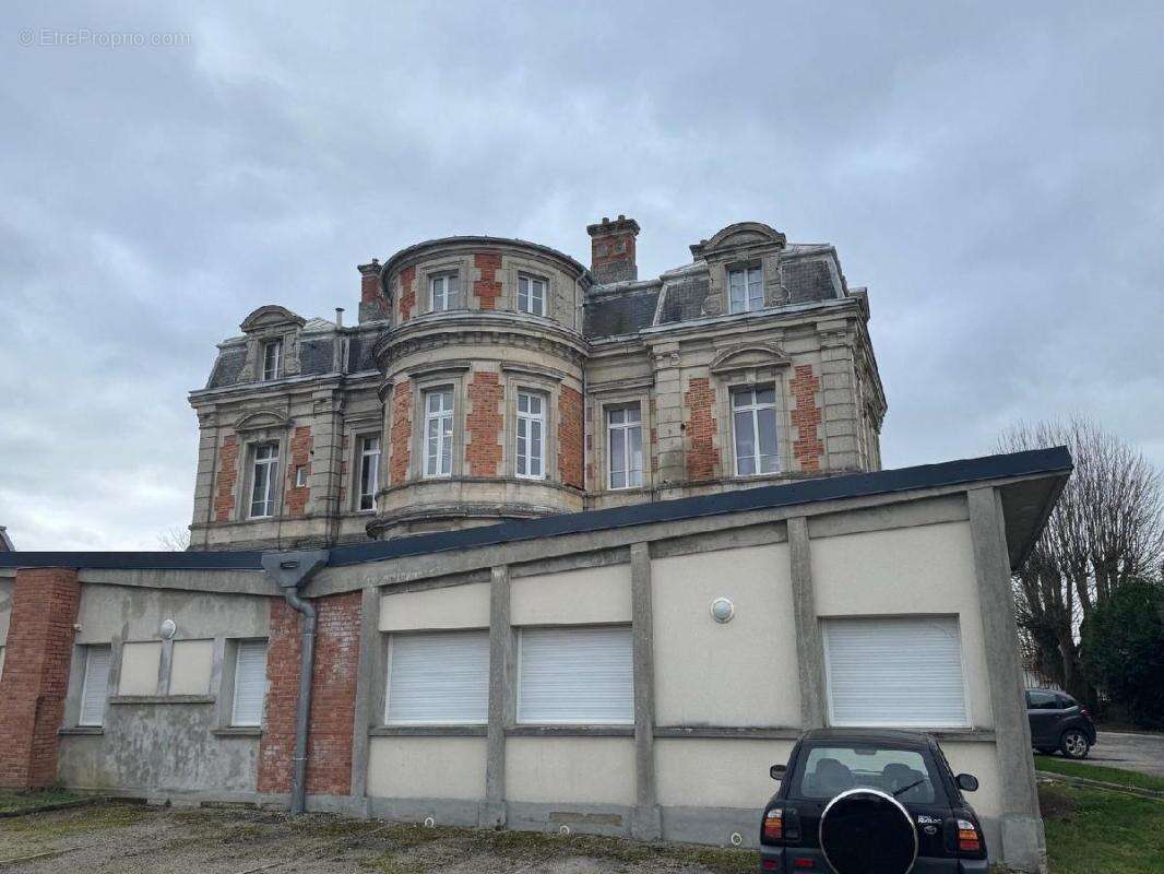 Appartement à VAILLY-SUR-AISNE