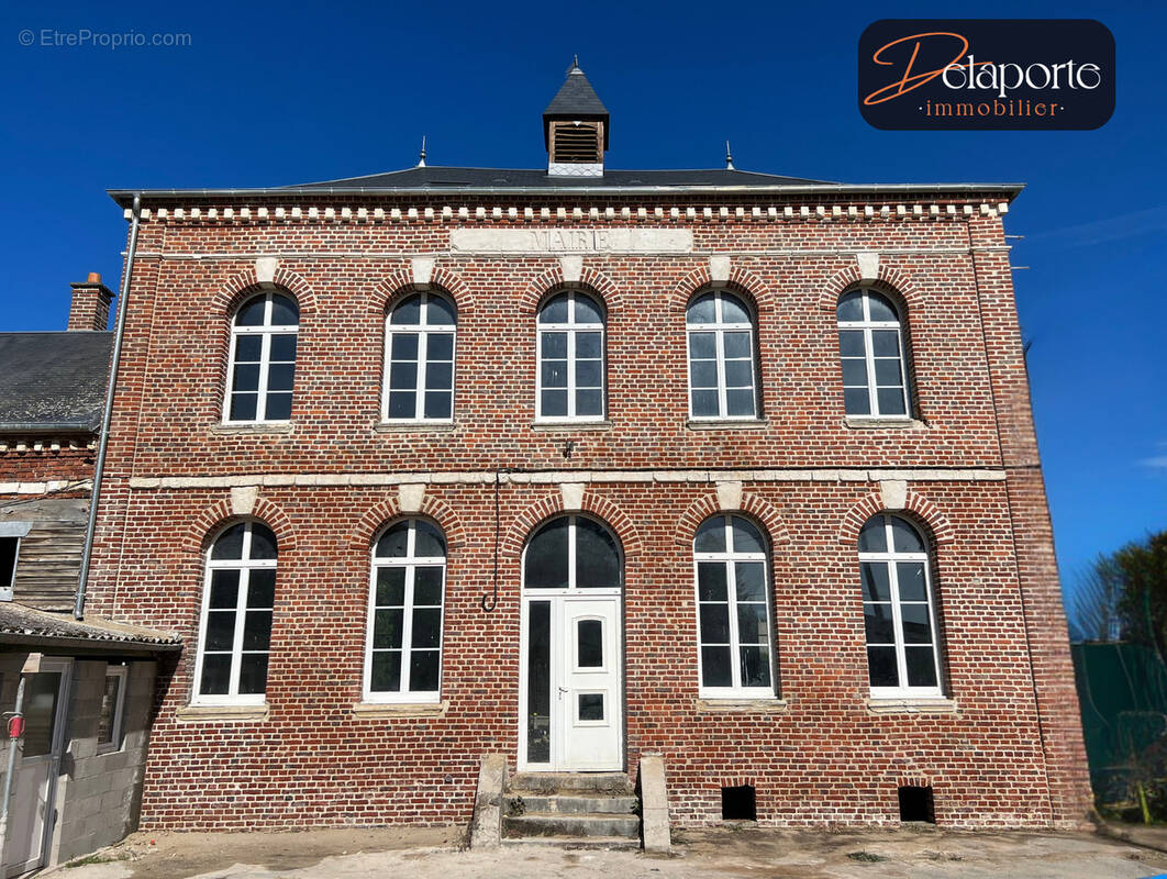 Maison à FIEFFES-MONTRELET