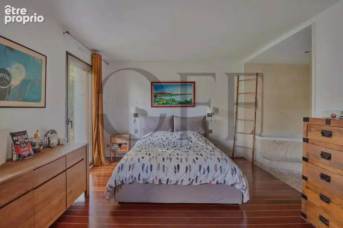 Marseille 13007 – Rez- de-jardin résidence sécurisée - Roucas-Blanc – 3 chambres 150 m² avec jardin privatif - photo 12