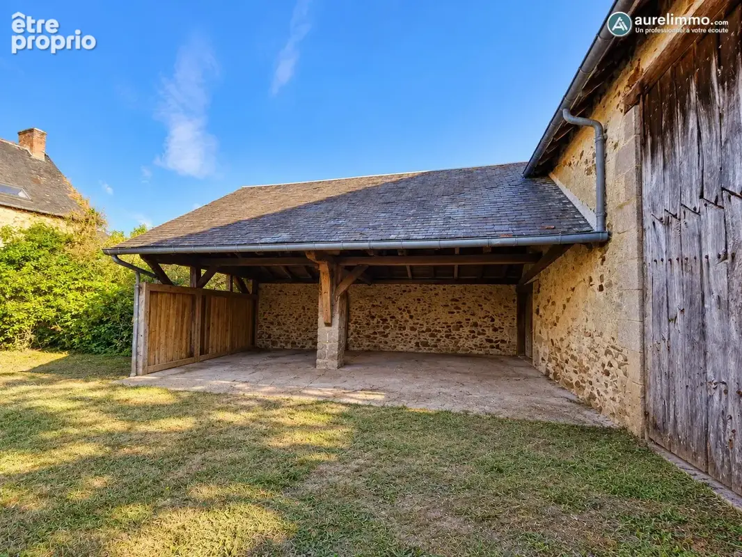 Maison 8 pièces 220 m² à vendre à Saint-Sauvier (03370) - photo 4