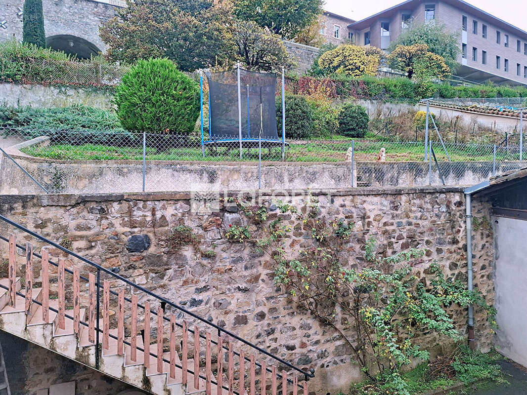 Appartement à BELLEVILLE