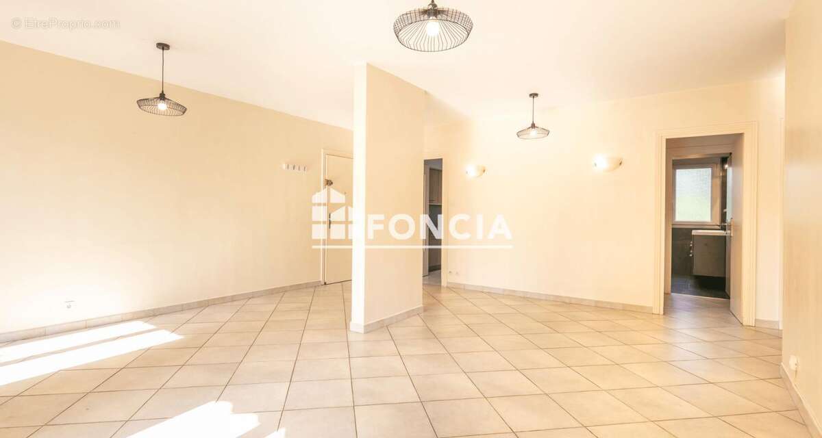 Appartement à ECHIROLLES