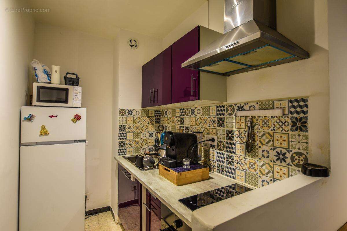 Appartement à BAGNOLS-SUR-CEZE