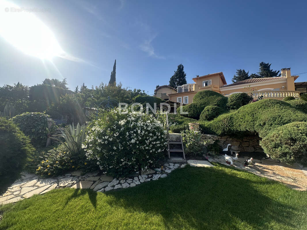 Viager occupé superbe maison avec vue panoramique Aix-en-Provence - photo 3