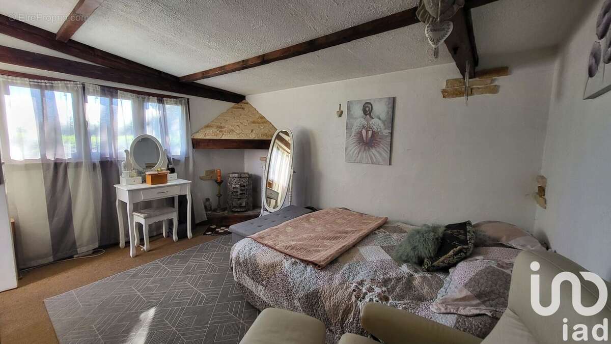 Photo 9 - Maison à CLUGNAT