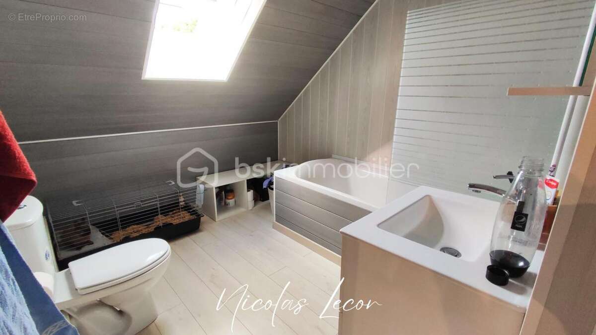 Maison familiale 7 pièces – 145 m² habitables sur terrain de 1 010 m² - photo 11