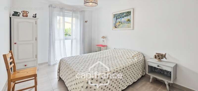 Appartement à SAINT-CYR-SUR-MER