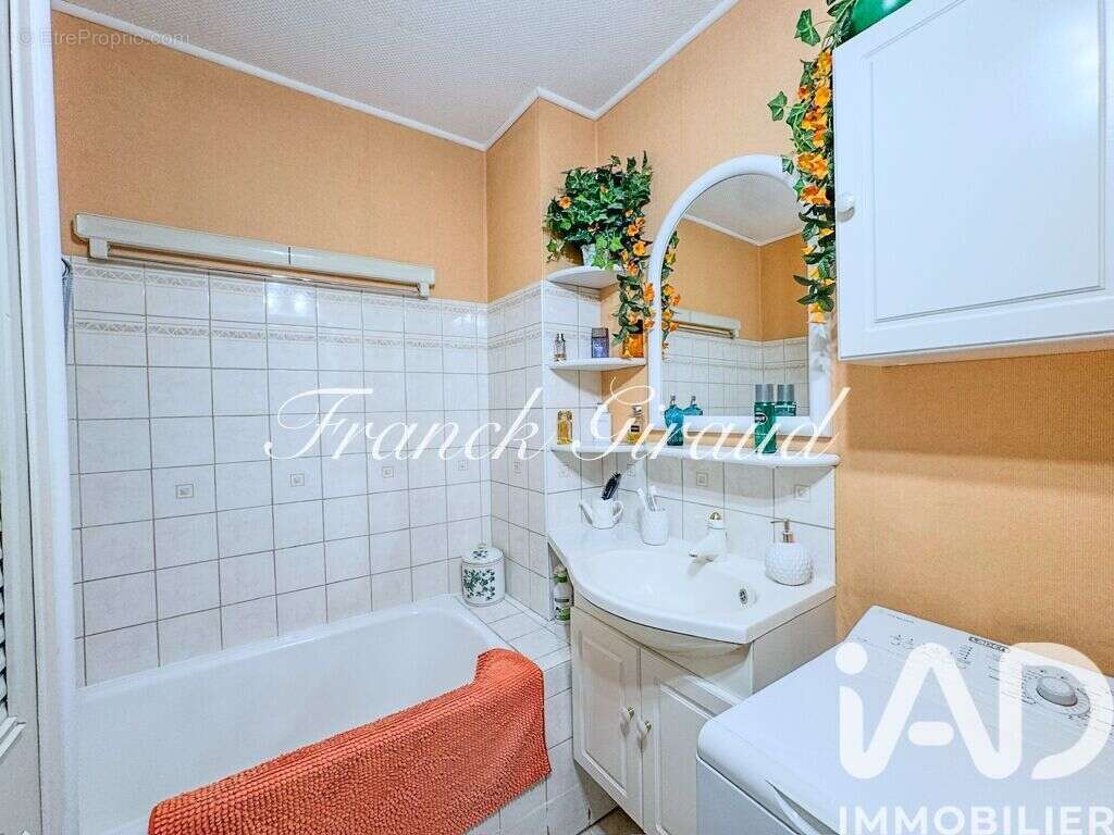 Photo 8 - Appartement à SAVIGNY-SUR-ORGE