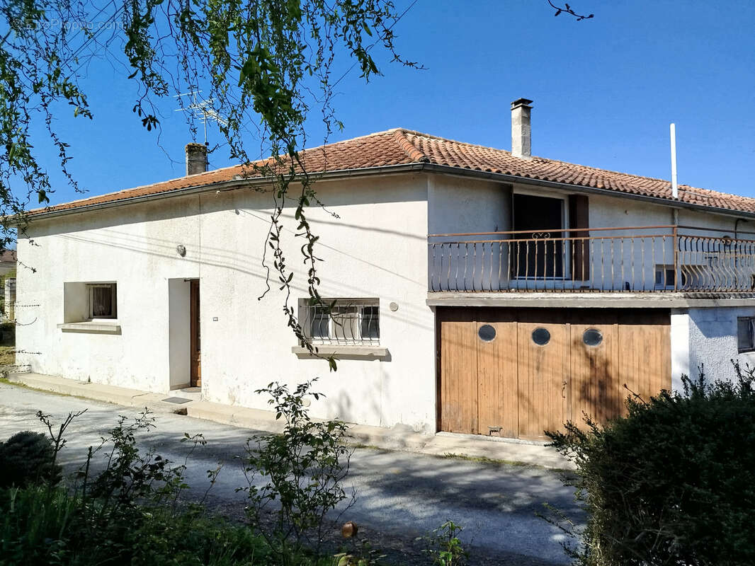 Maison à MONSEGUR