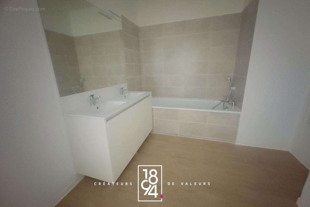 Appartement à NIMES