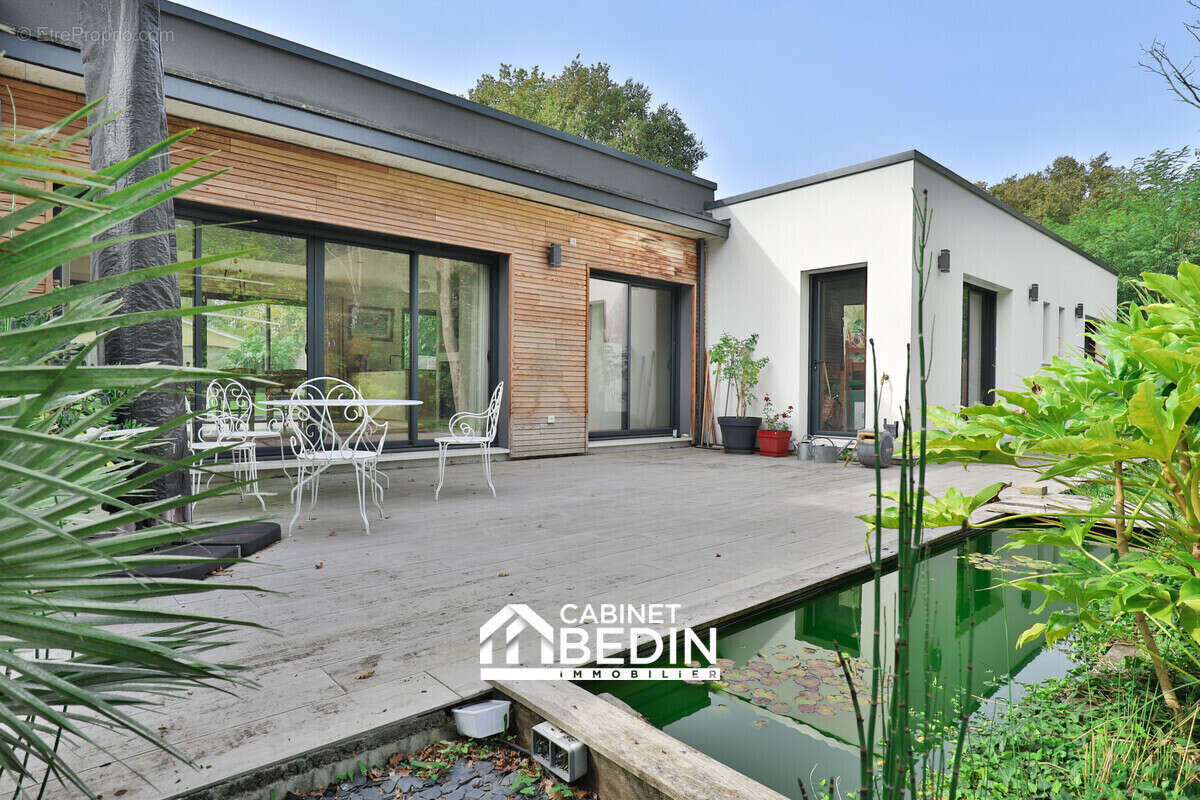 Maison 201 m² à Langon  - photo 4