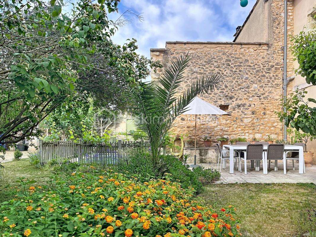Maison de village et son jardin - photo 2