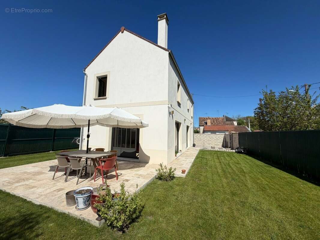 Maison à BOIS-LE-ROI