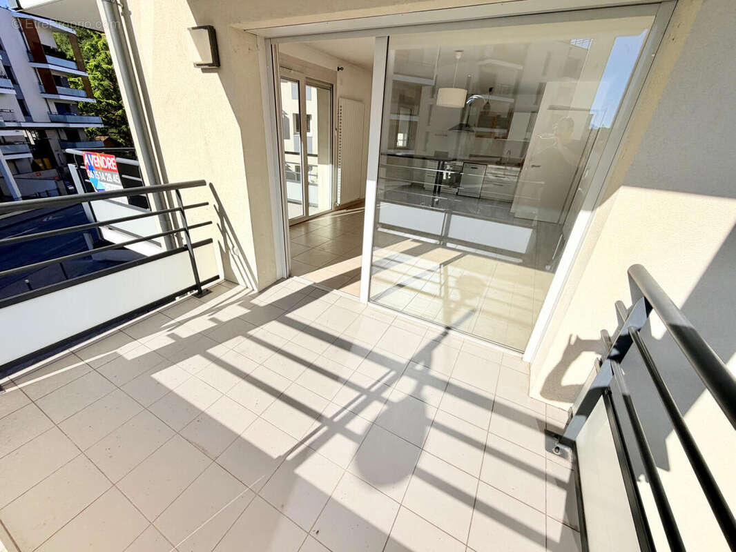 EXCLUSIVITE St Julien-en-Genevois Appartement T3 en étage dans résidence de 2016... - photo 3