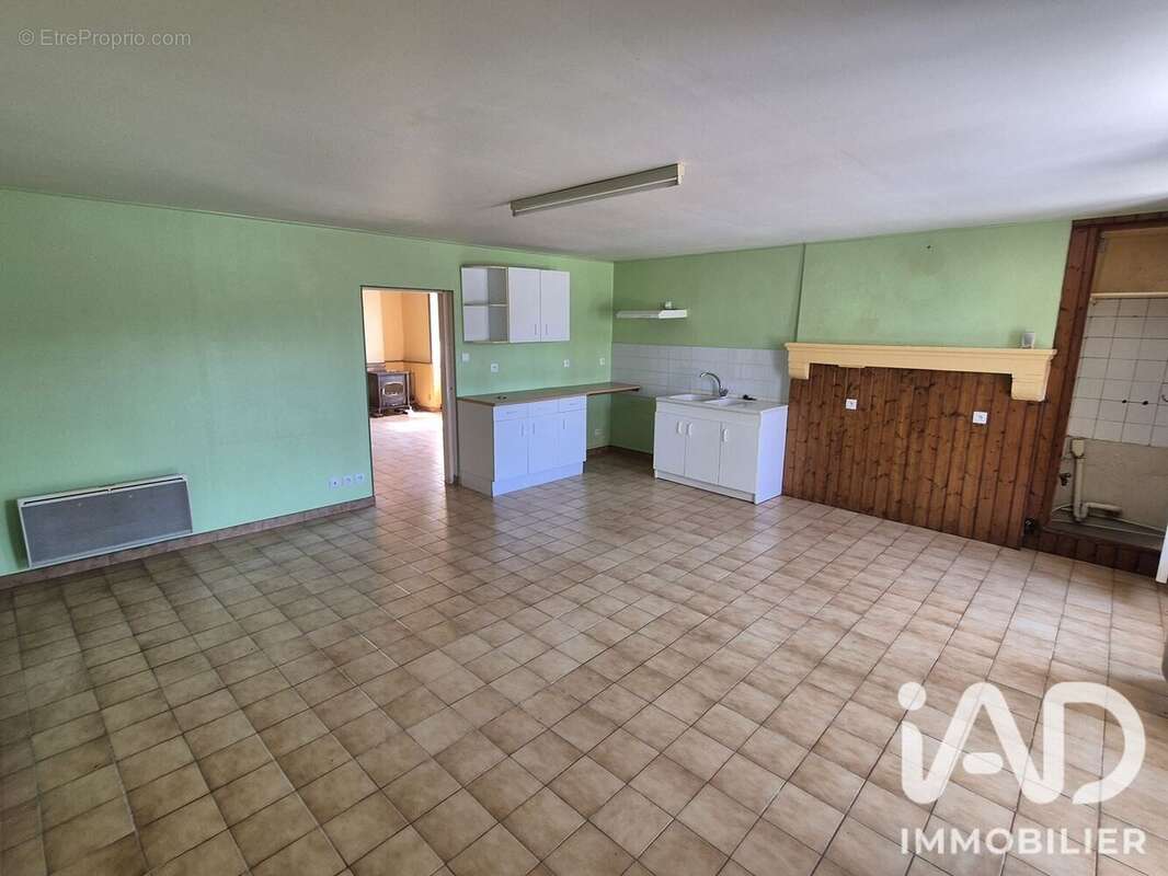 Maison 113 m² à Assais-Les-Jumeaux  - photo 4