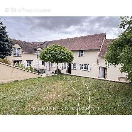 Maison à CHAMPIGNELLES