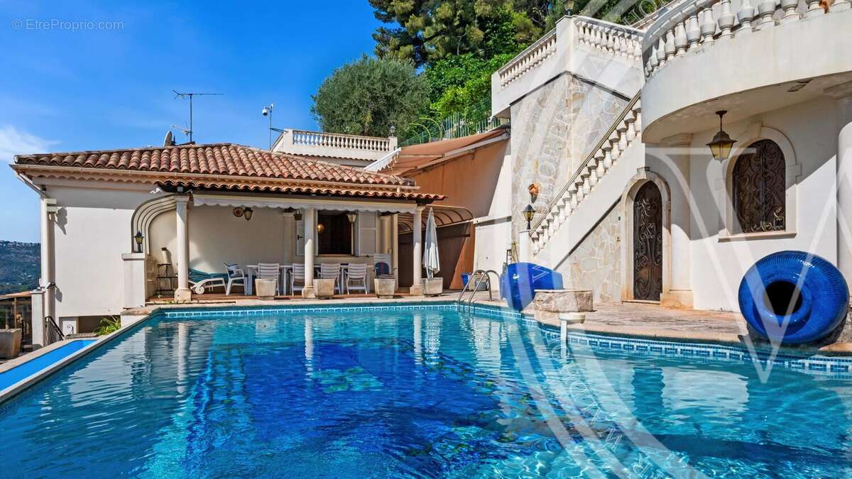 Maison à ROQUEBRUNE-CAP-MARTIN