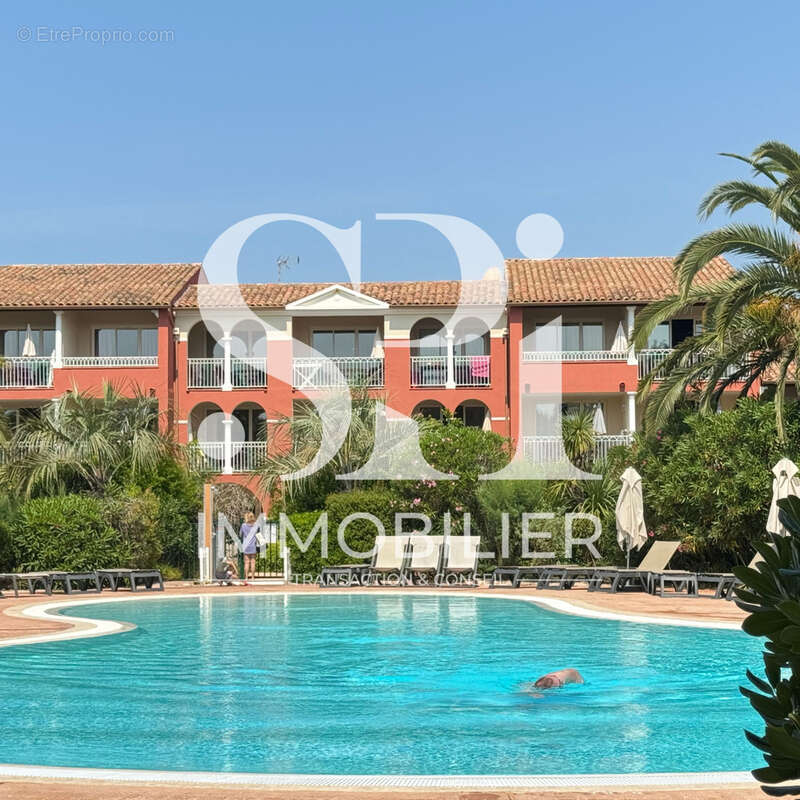 Maison à HYERES