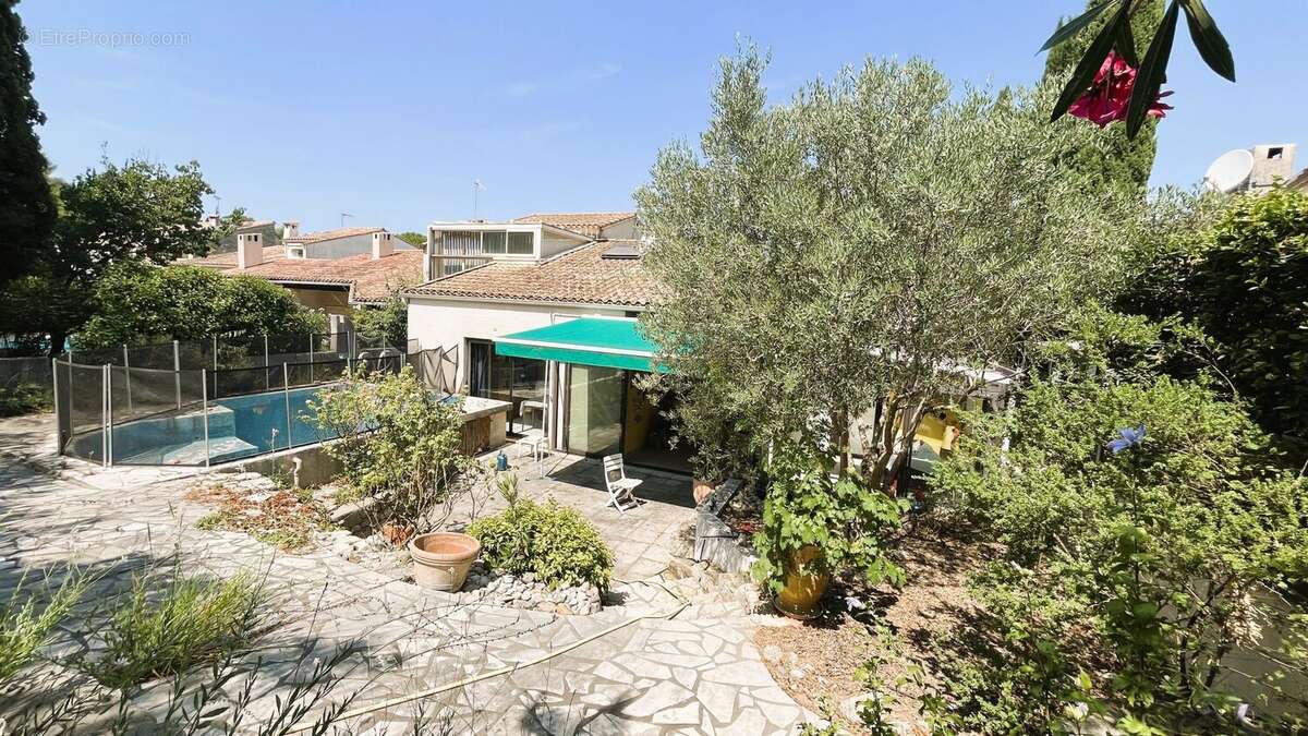 Maison 142 m² à Montpellier  - photo 2