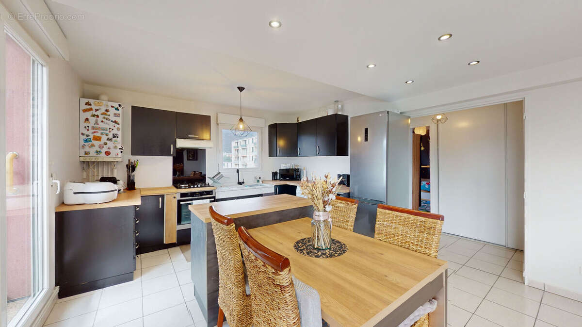 Appartement à ECHIROLLES