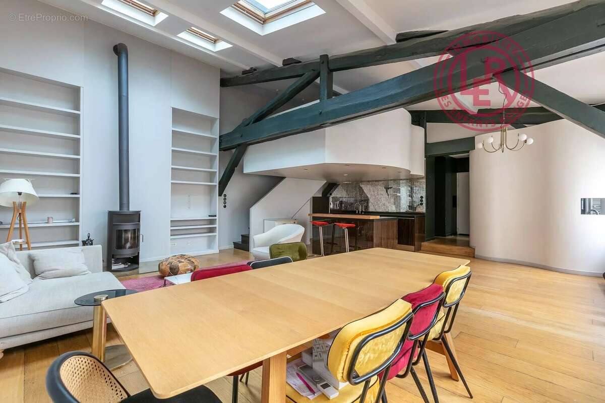 Appartement à PARIS-11E