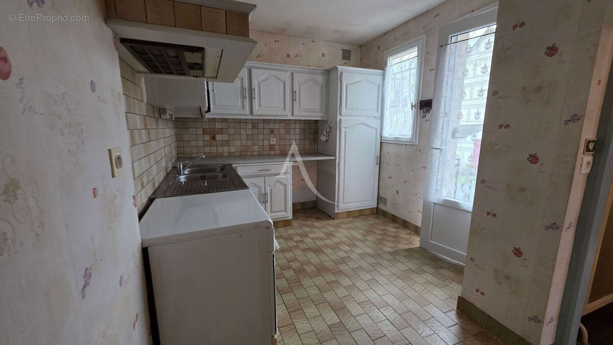 Maison à NOYERS-SUR-CHER