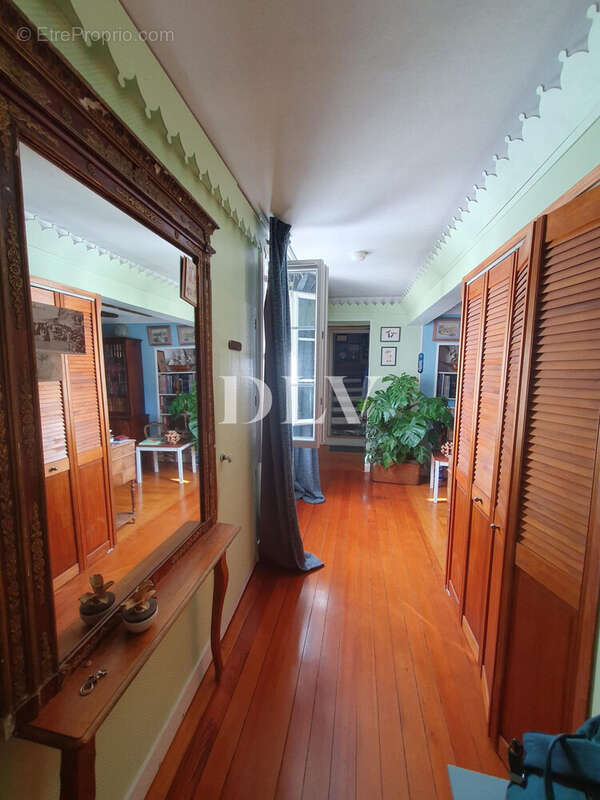 Appartement à FONTAINEBLEAU