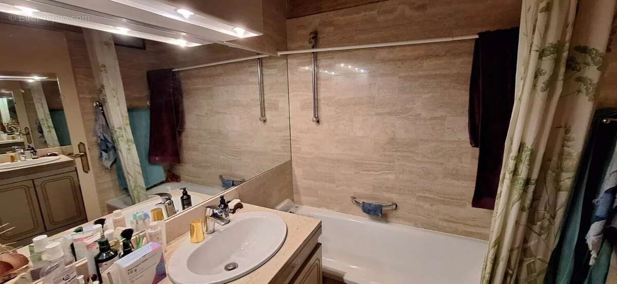 Appartement à CROISSY-SUR-SEINE