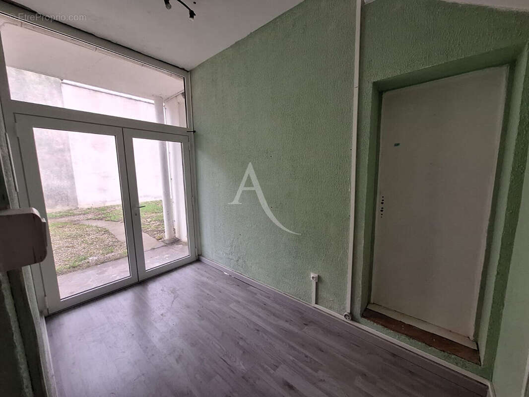 Appartement à RODILHAN