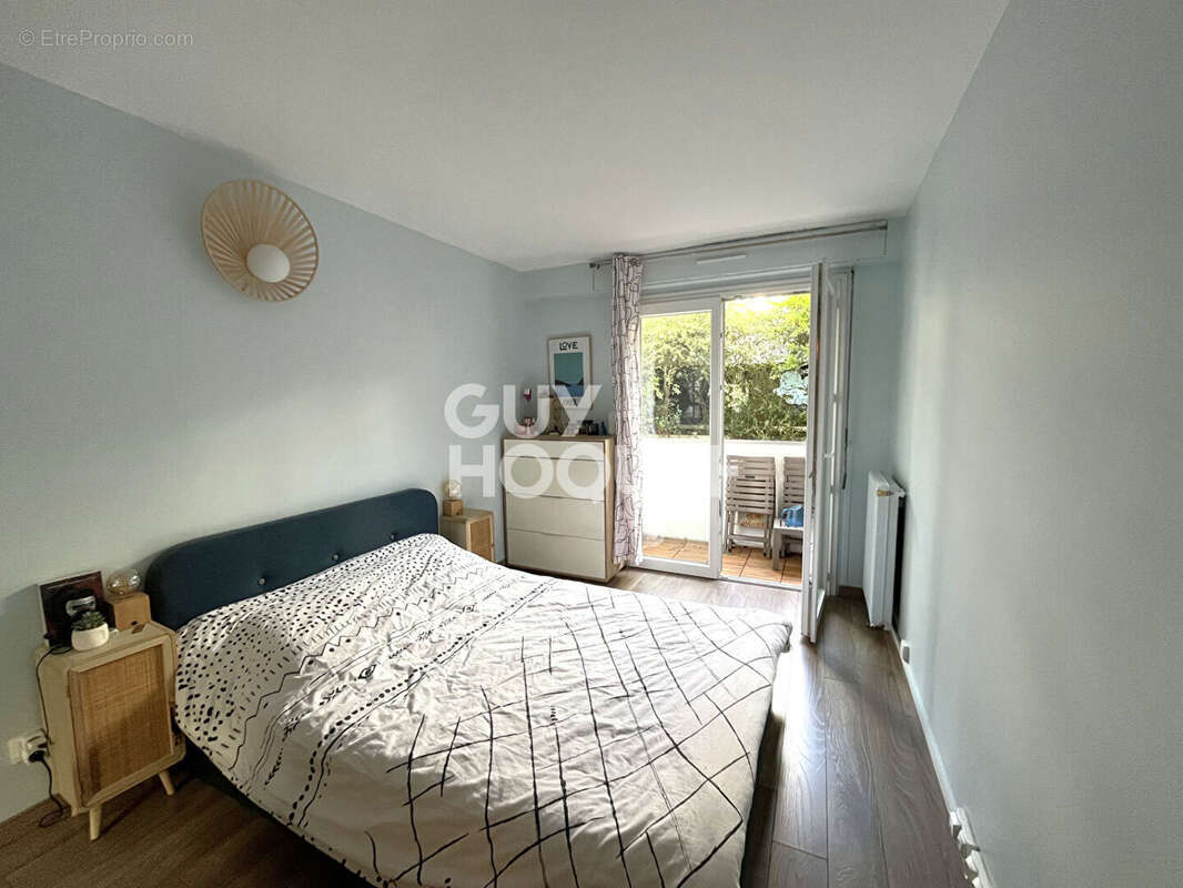 Appartement à PARIS-20E