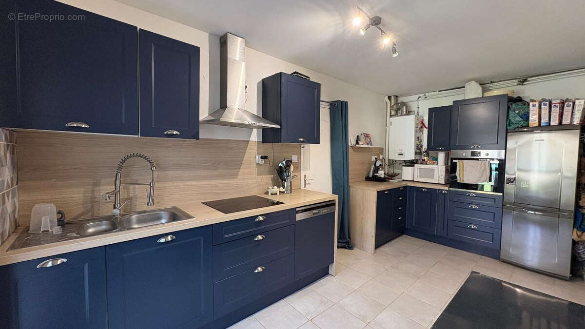 Maison à CIRES-LES-MELLO