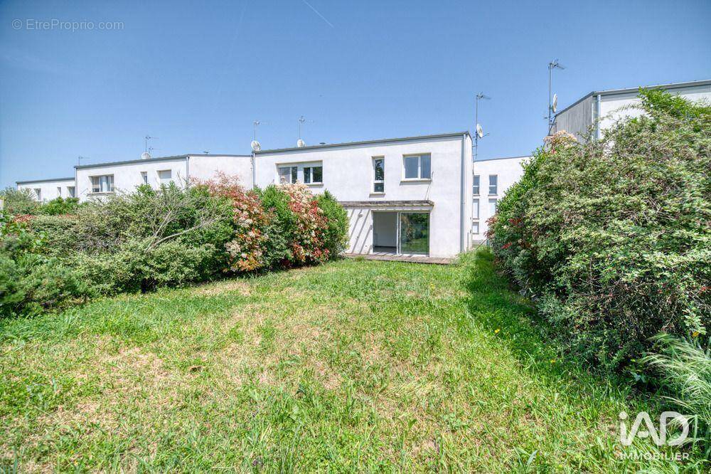 Photo 1 - Maison à TOURNEFEUILLE