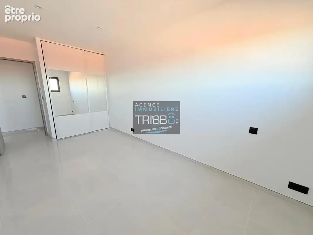 Villa neuve t4 avec jardin et garage à passa   proche thuir - photo 12