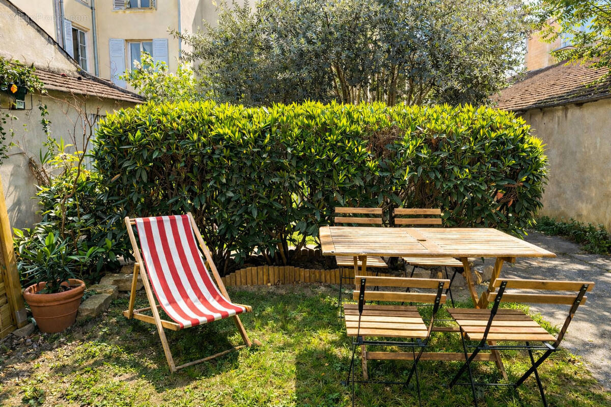 Appartement à MAISONS-ALFORT