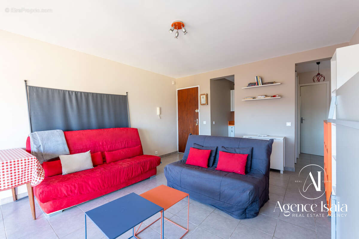 Appartement 28 m² à Le Lavandou  - photo 2