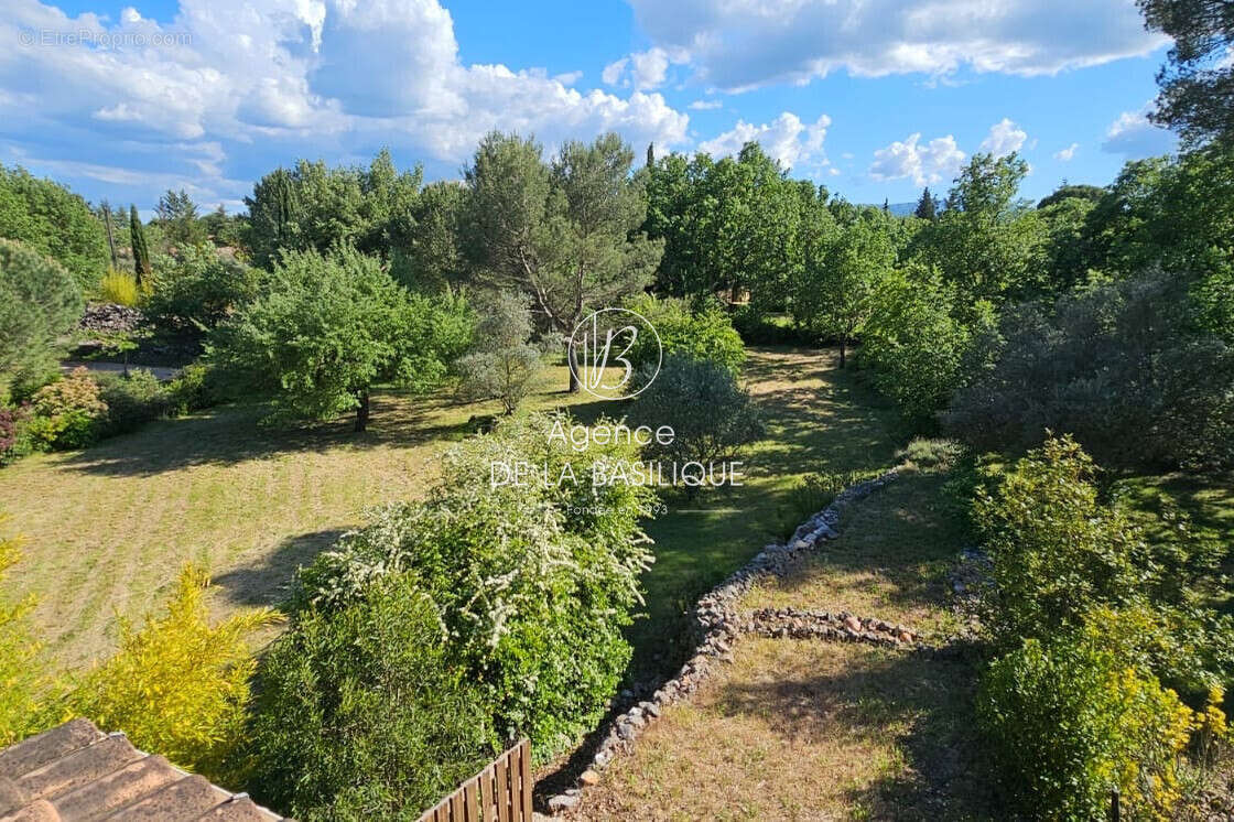 Maison à SAINT-MAXIMIN-LA-SAINTE-BAUME
