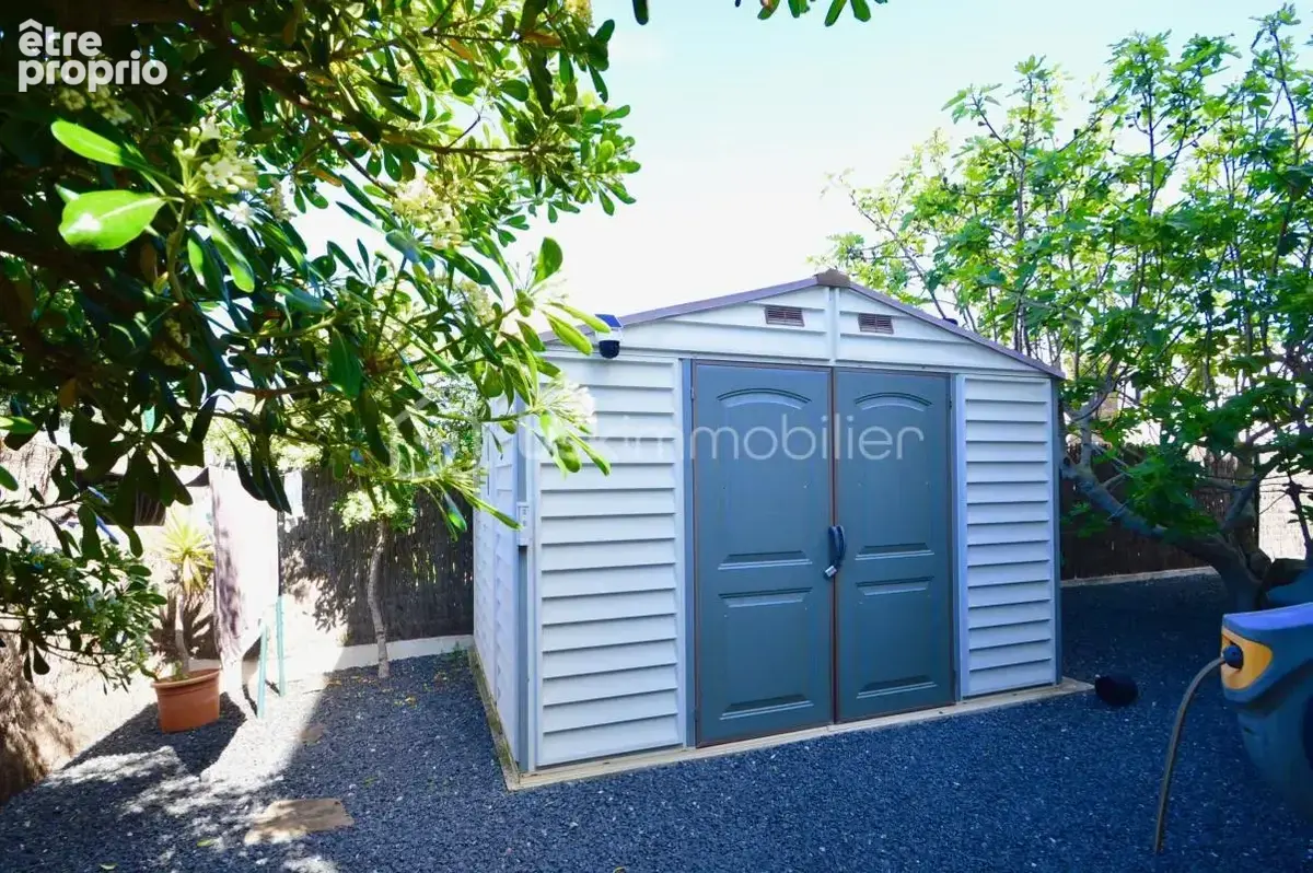 Villa avec garage, terrasse et piscine - photo 21