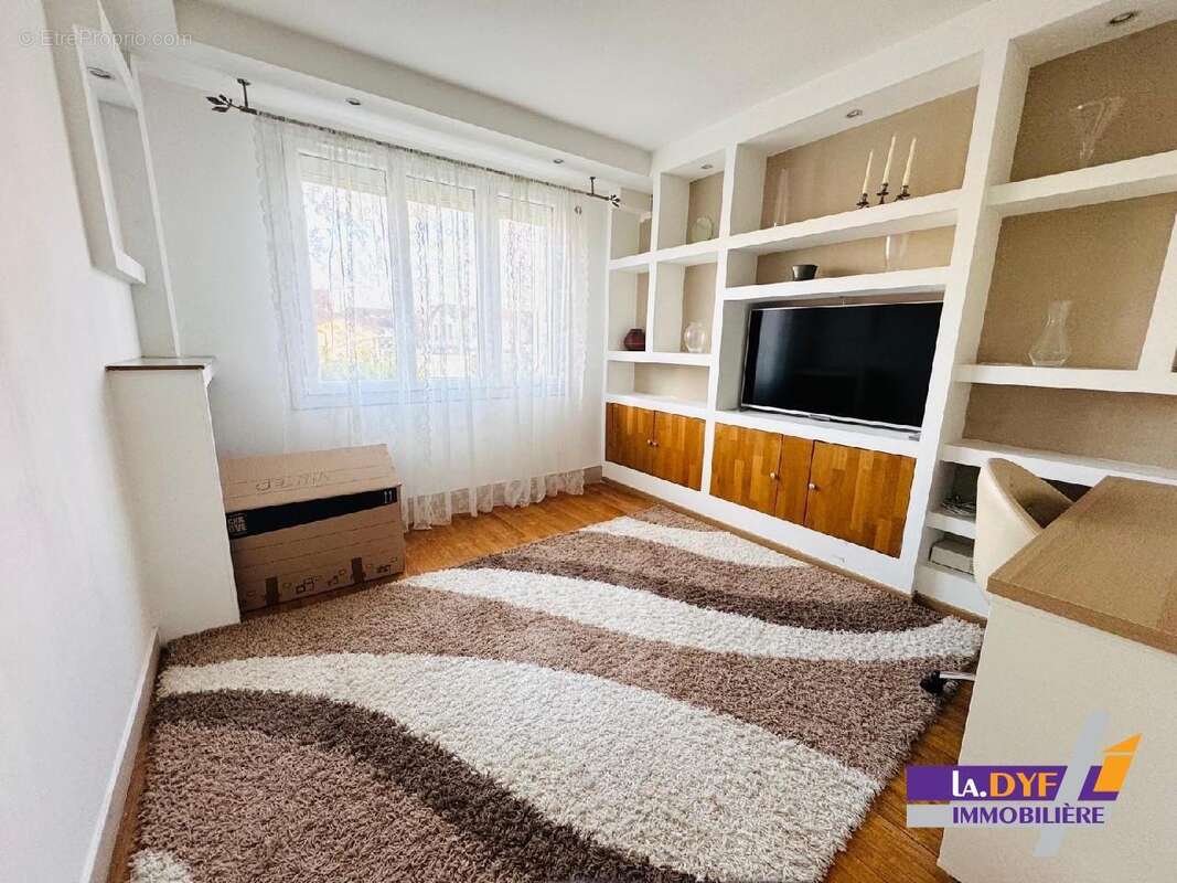 Maison à AULNAY-SOUS-BOIS