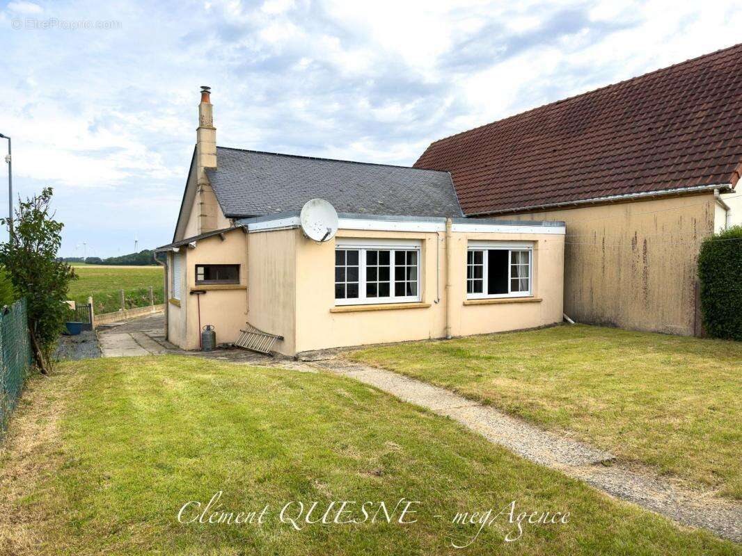 Maison à AUQUEMESNIL